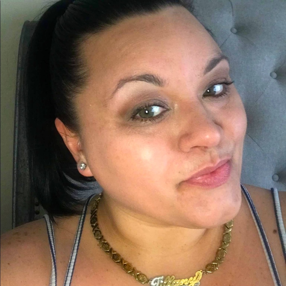 Meet your Posher, Tiffany